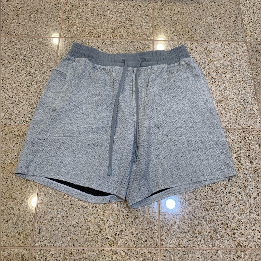 Lululemon Gray Men's Casual Shorts